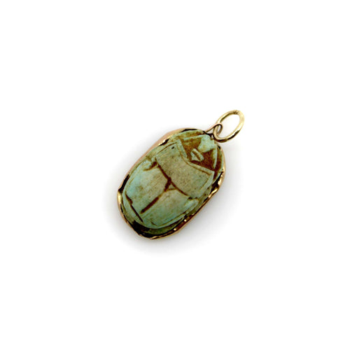 Pendentif Pendentif scarabée en faïence turquoise de style néo-égyptien avec monture en or 14 carats 58 Facettes A2003O