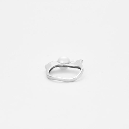 Bague 54 Bague diamants et perle 58 Facettes 2518
