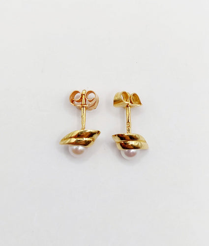 Boucles d'oreilles Puces d'oreilles vintage or jaune perles de cultures 58 Facettes A03213