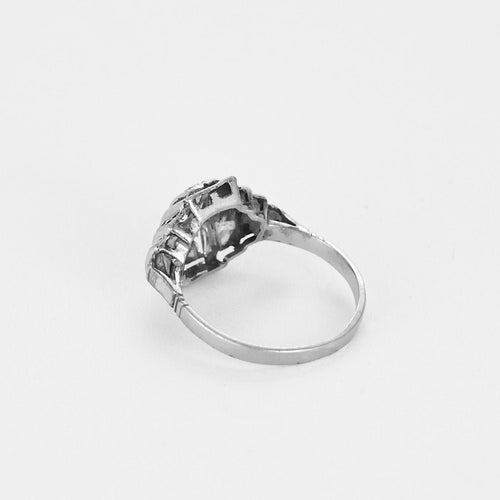Bague 48 Bague Art Décor,  or blanc et platine, diamants 58 Facettes MTB1182