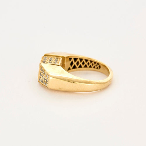Bague 54 Bague moderne en or jaune, diamants, saphirs, rubis, émeraudes 58 Facettes 250173