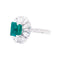 Bague 53 Bague or blanc, diamants, émeraude. 58 Facettes 33994