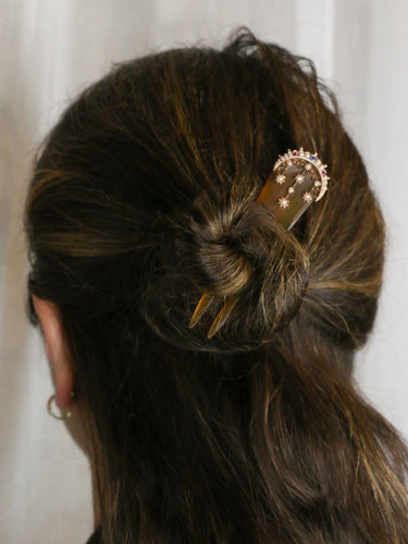Accessoire Peigne ancien en or, perles fines, saphirs et rubis 58 Facettes 659