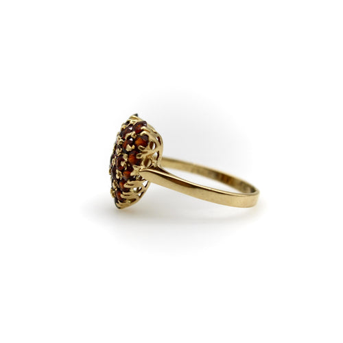 Bague vintage en or jaune avec cœur pavé de grenats