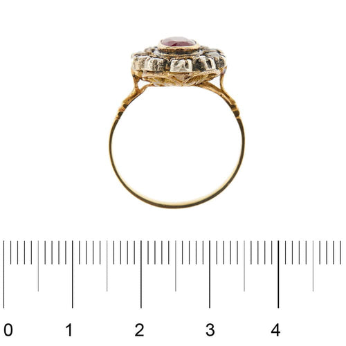 Bague Bague or jaune, rubis et diamants 58 Facettes 33019
