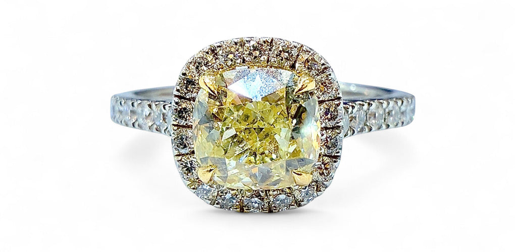 Bague 52 Solitaire diamant jaune fancy light yellow en or blanc 58 Facettes