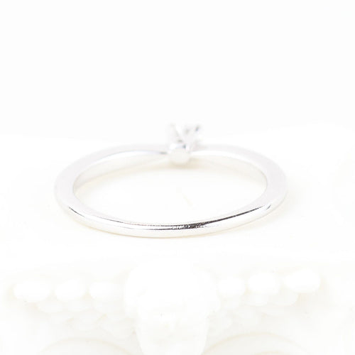 Bague 48 Suárez - Bague solitaire en or blanc 18k et diamant naturel 58 Facettes 133716A