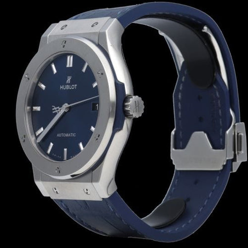 Montre Hublot Montre Classic Fusion 45 Blue 58 Facettes MT40734