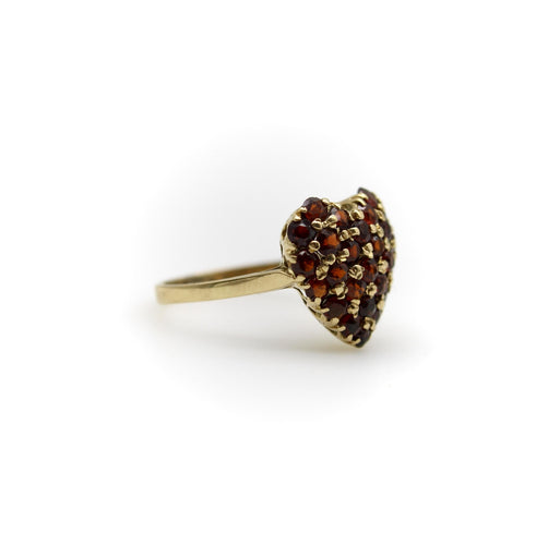 Bague vintage en or jaune avec cœur pavé de grenats