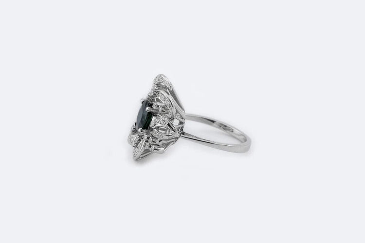 Bague 53 / 13 Bague bouquet en or blanc, diamants et saphir 58 Facettes ANL168