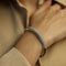 Bracelet Bracelet rigide en or gris 18K - 5,00 cts de diamants G-VS - 30 g - Bijou ouvrant 58 Facettes FB10271