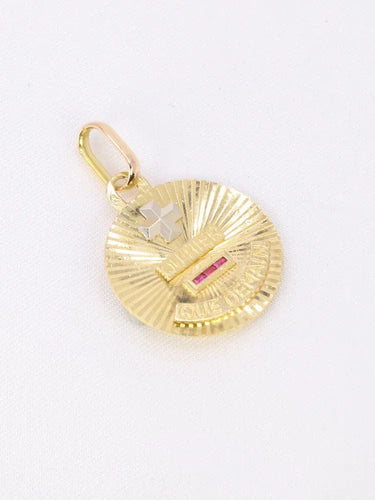 Pendentif Médaille amour Augis ronde rayons Plus qu'hier moins que demain or jaune rubis 58 Facettes J553