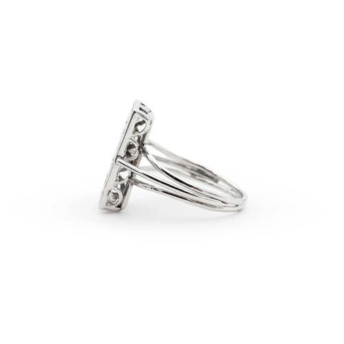 Bague Bague rectangulaire en or blanc sertie de diamants (0,80 carat) 58 Facettes 17302