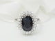 Bague 54 Bague entourage en or blanc, saphir ovale et diamants 58 Facettes 33297