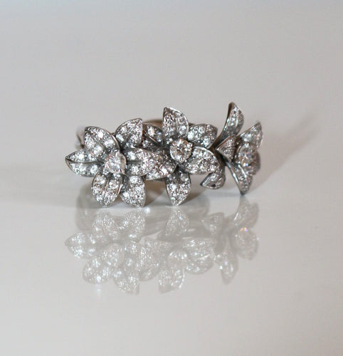 Bague 48 MELLERIO - Bague Bouquet de Fleurs collection Médicis 58 Facettes 562