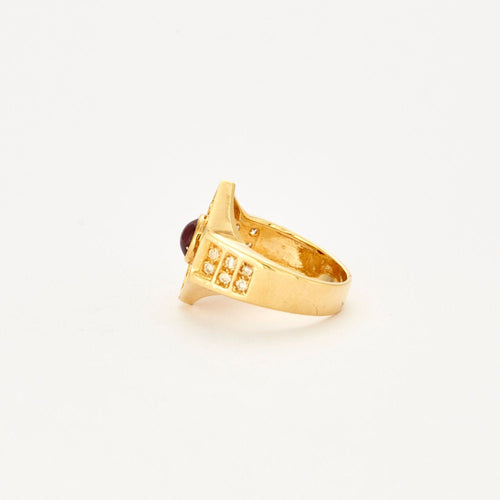 Bague 51 Bague vintage en or jaune, diamants et rubis cabochon 58 Facettes 3032