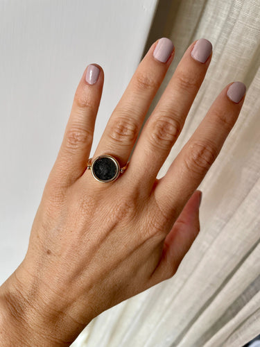 Bague Bulgari Monete Ancient Coin Gold Flip Ring 58 Facettes