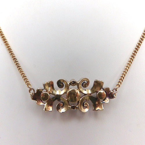 Collier Collier victorien en or et argent émeraudes, perles diamants 58 Facettes
