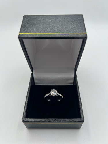 Bague 54 Bague or 18K diamants 1,36 ct 58 Facettes 00019701