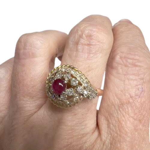 Bague 55.5 BAGUE ART DÉCO, ÉPOQUE 1920-1925, OR 18 KT ET PLATINE AVEC DIAMANTS ET RUBIS 58 Facettes Q10B