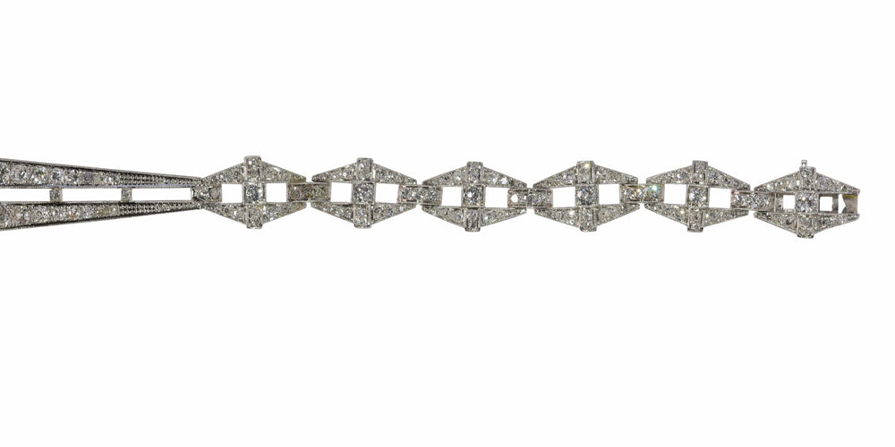 Collier Glamour des Années folles : Collier et coiffe vintage Art déco en diamants pour chien 58 Facettes 23023-0064