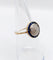Bague 51.5 Bague cible art deco or jaune 18k ornée de diamants taillés en roses entouré de saphirs calibrés synthétiques (circa 1930) 58 Facettes A04977