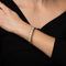 Bracelet Bracelet jonc ancien victorien en or jaune 14 carats, orné d'opale et de diamants. Bijou de haute qualité. 58 Facettes G14218