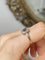 Bague 54 Bague ancienne en or 18K sertie d’un saphir et diamants 58 Facettes