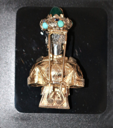 Broche Moretto Blackamoor broche or jaune 18k saphirs turquoises 58 Facettes 377