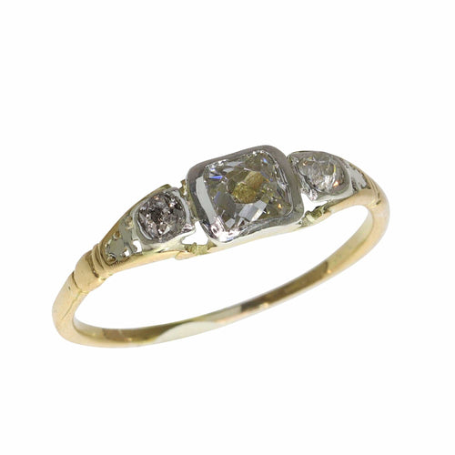 Bague 50 Murmures du passé : l'histoire de la bague en diamant de la Renaissance 58 Facettes 24004-0313