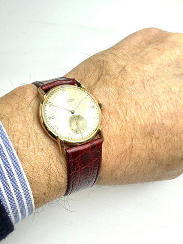 Montre Montre International Watch Schaffausen 58 Facettes