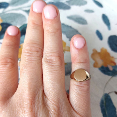 Bague 47.5 Chevalière de petit doigt en or jaune 58 Facettes 167