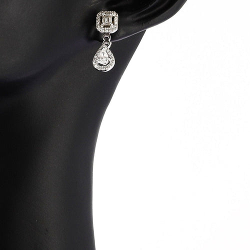 Boucles d'oreilles MESSIKA - Boucles d'oreilles or blanc et diamants 58 Facettes 78874