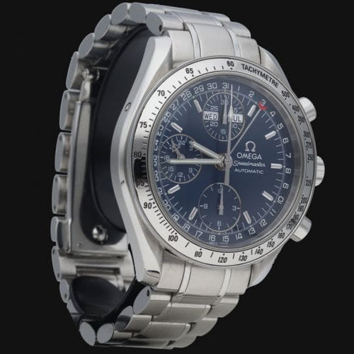 Montre Omega Montre Speedmaster Day Date Chronographe 58 Facettes MT39986