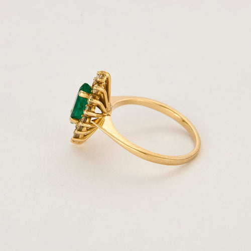 Bague 52,5 Bague marquise or jaune, émeraude et diamants 58 Facettes CHA5547