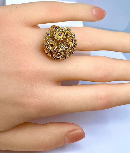 Bague 53 Bague - Bague multifleurs en or jaune et saphirs, rubis, diamants 58 Facettes AB671