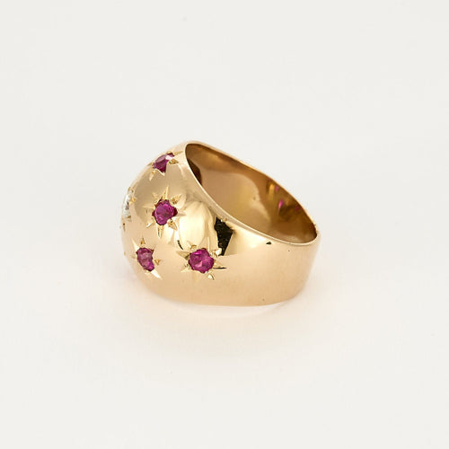 Bague dôme en or jaune, diamant et rubis de synthèse