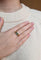 Bague 57 Bague or jaune 18k - Diamants et émeraudes 58 Facettes