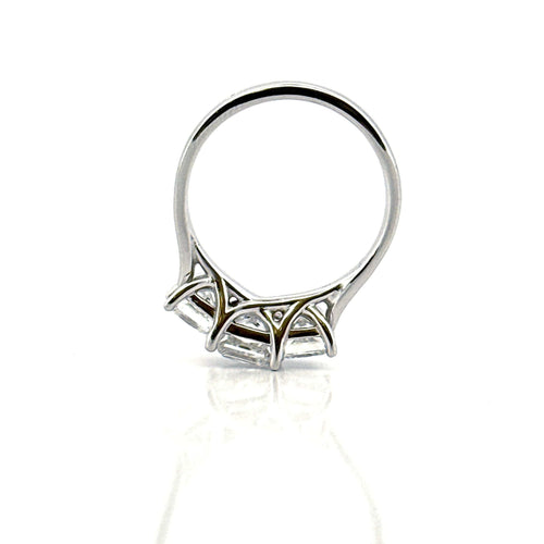 Bague 53 Bague trilogie or blanc avec diamants 58 Facettes