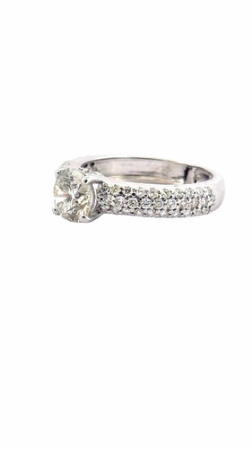 Bague 52 Solitaire en diamants sur monture or blanc 18 carats 58 Facettes
