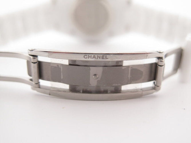 Montre montre CHANEL j12 h6418 33 mm ceramique diamant quartz ceramic 58 Facettes 266663
