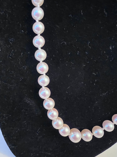 Collier Collier 73 Perles de culture fermoir argent 50 Cm 58 Facettes