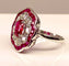 Bague 51 Bague marguerite en or blanc 18 carats en rubis et diamants 58 Facettes AB215