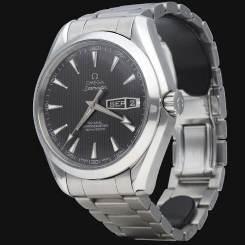 Montre Omega Montre Seamaster Aqua Terra Annual Calendar 58 Facettes MT40518