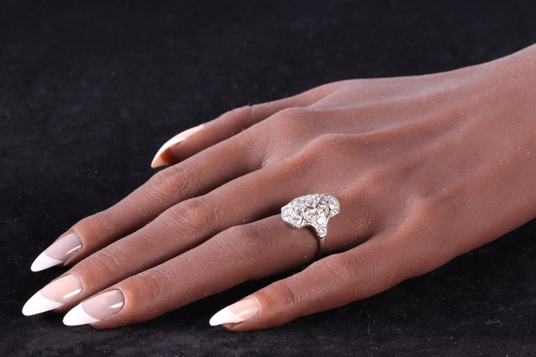 Bague 58 Murmures de l'histoire : une bague antique de distinction 58 Facettes 24347-0019