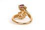Bague 54 Bague contemporaine or jaune, rubis, diamant poire et diamants 58 Facettes 21866
