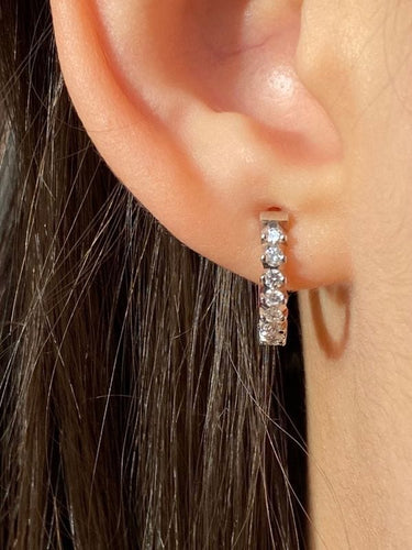 Boucles d'oreilles Boucles d’oreilles créoles en or blanc 18k et diamants 58 Facettes