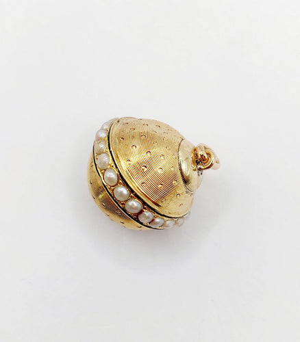 Pendentif Pendentif victorien or jaune sphère, perles et émail noir 58 Facettes A05589