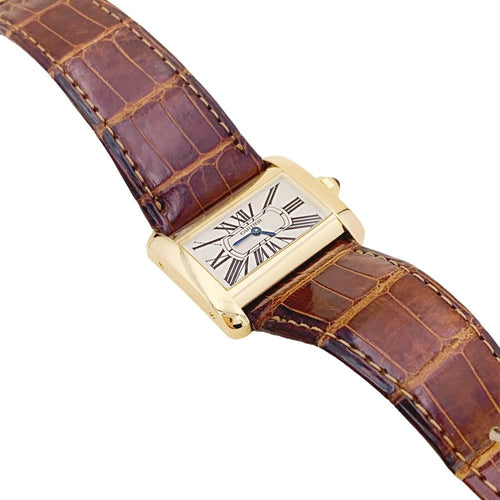 Montre Montre Cartier, "Divan", or jaune, cuir. 58 Facettes 34874
