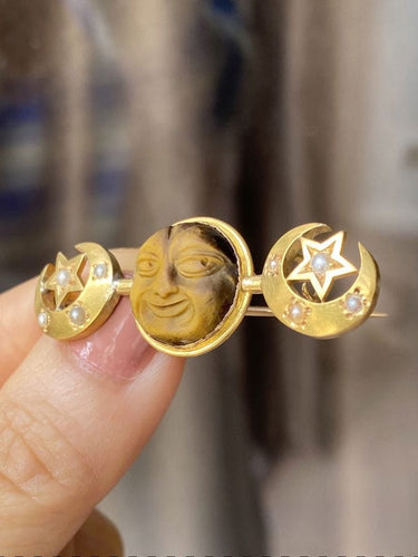 Broche Rare broche en or jaune 18K modèle « Man in the Moon » 58 Facettes